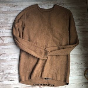 Tan men’s Lululemon 100% merino wool sweatshirt